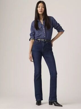 NWT Levi's 725 High Rise Bootcut Dark Blue Women’s Jeans - Sz 26